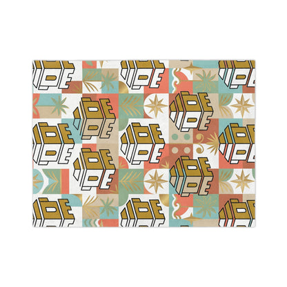Castle Pattern Velveteen Throw Blanket — Retro Tropical Geometric Microfiber Blanket